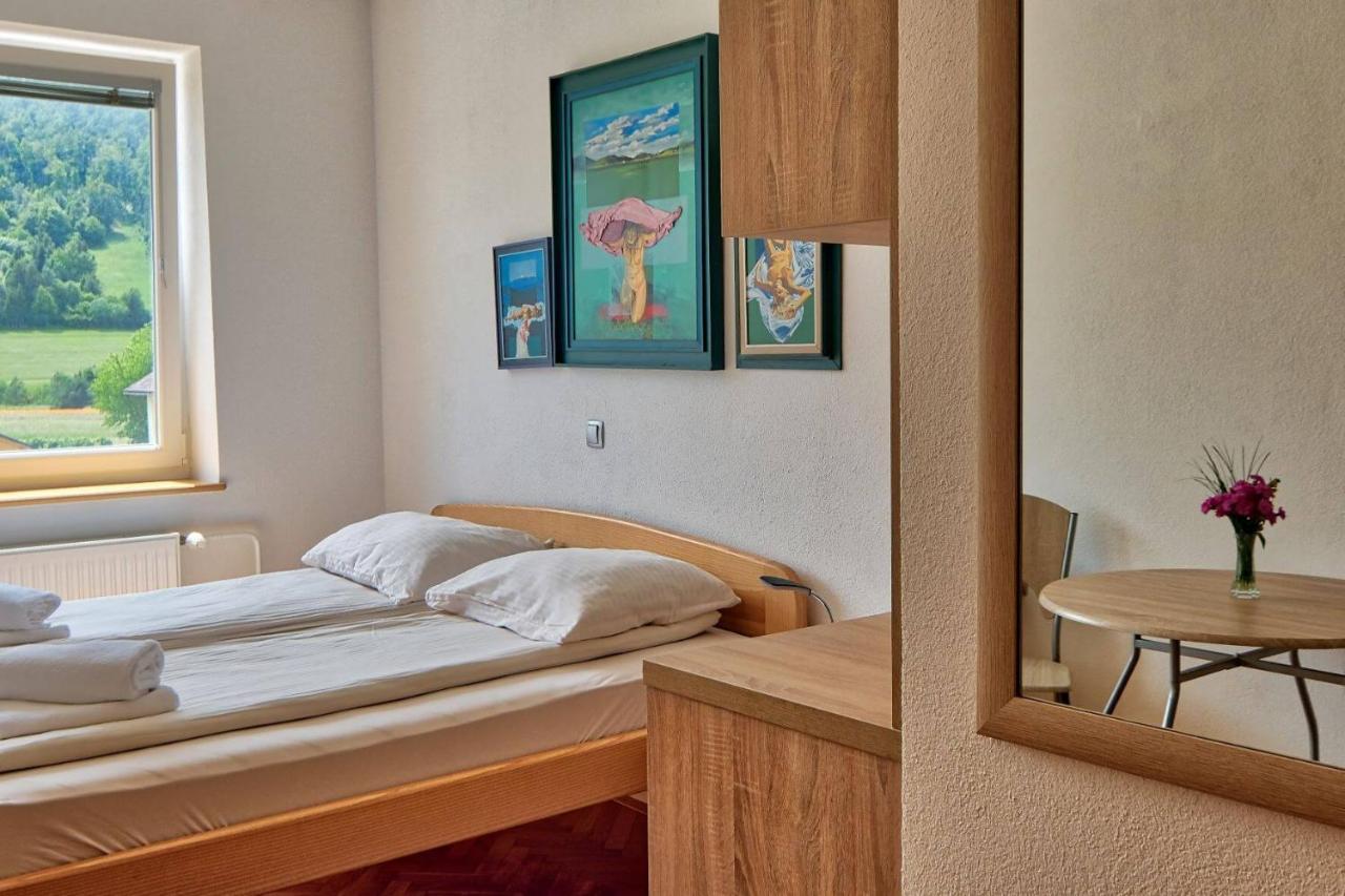 Prenocisca Miklavcic Hotel Nova Vas  Exterior foto